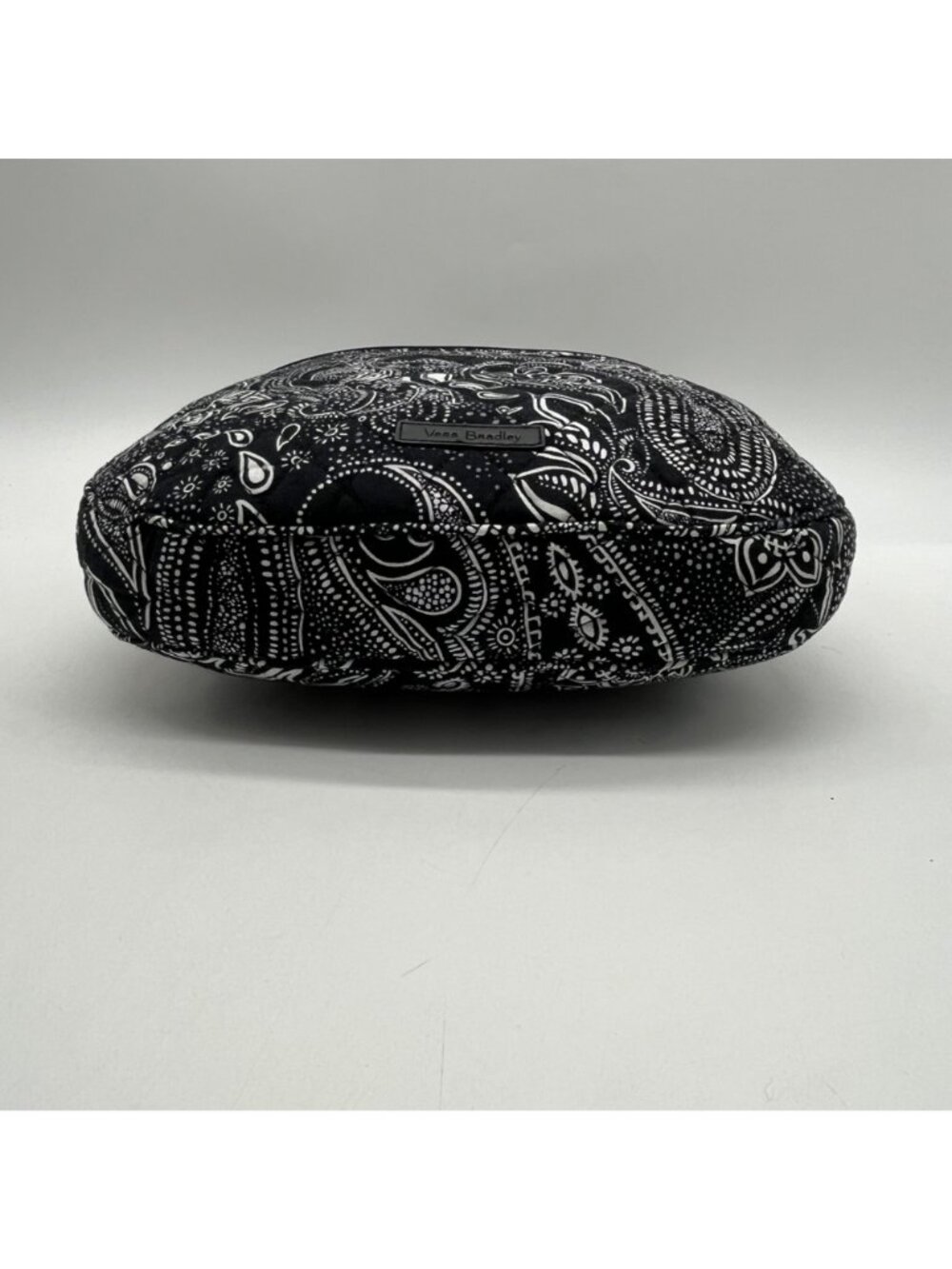 Vera Bradley Black And White Paisley Print Crossbody - Picture 5 of 10